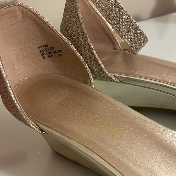 DREAM PAIRS Women's Ingrid Ankle Strap Low Wedge Sandal - Picture 9 of 10